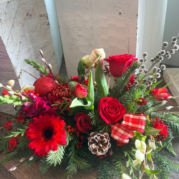 Traditional Christmas Centrepiece